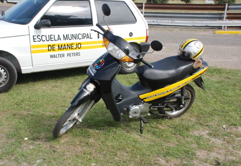 Robaron la motocicleta con la que se realizan las pruebas en la Escuela Municipal de Manejo “Walter Peters”