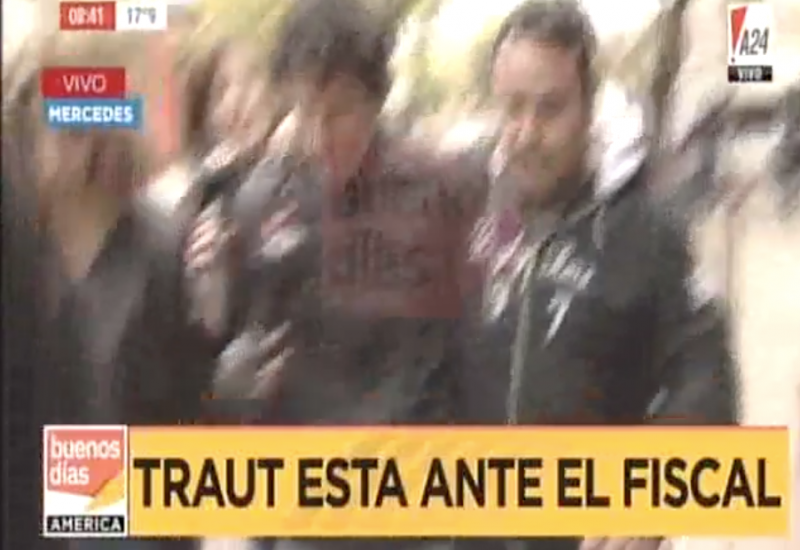 “Soy inocente, no tengo nada que ver”, dijo Nicolás Traut en su llegada a la Fiscalía de Mercedes
