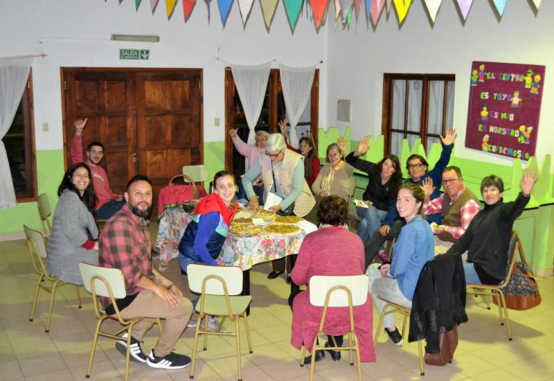 Tarde de aprendizaje, nuevos proyectos y merienda compartida con la comunidad de Pardo