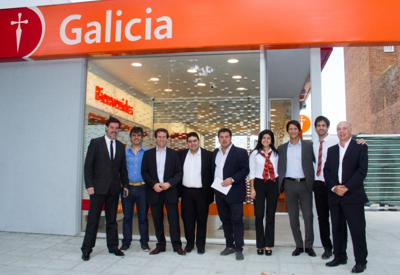 El intendente Canosa asistió a la inauguración de la Sucursal del Banco Galicia en nuestra ciudad