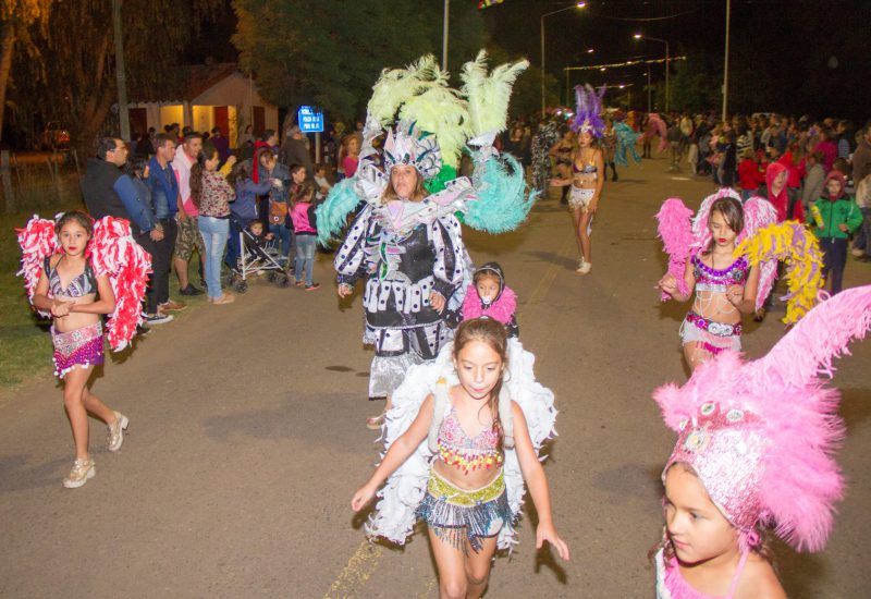 Se realizaron el fin de semana pasado los Corsos de Rosas