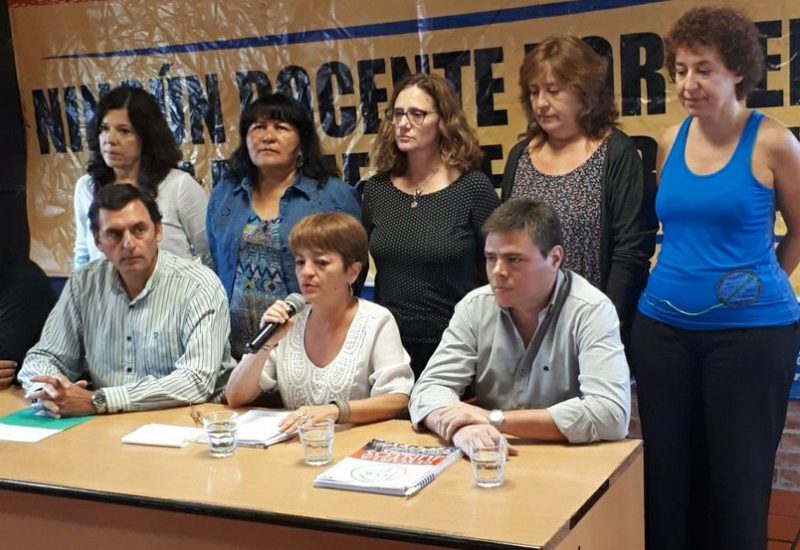 Docentes reclamaron urgente convocatoria a paritaria y que no se cierren los bachilleratos