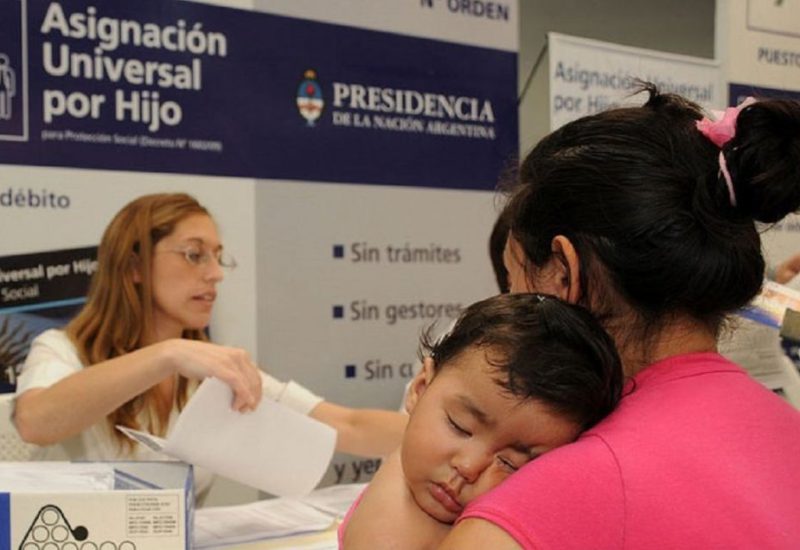 Los beneficiarios de la AUH recibirán $ 2700 adicionales