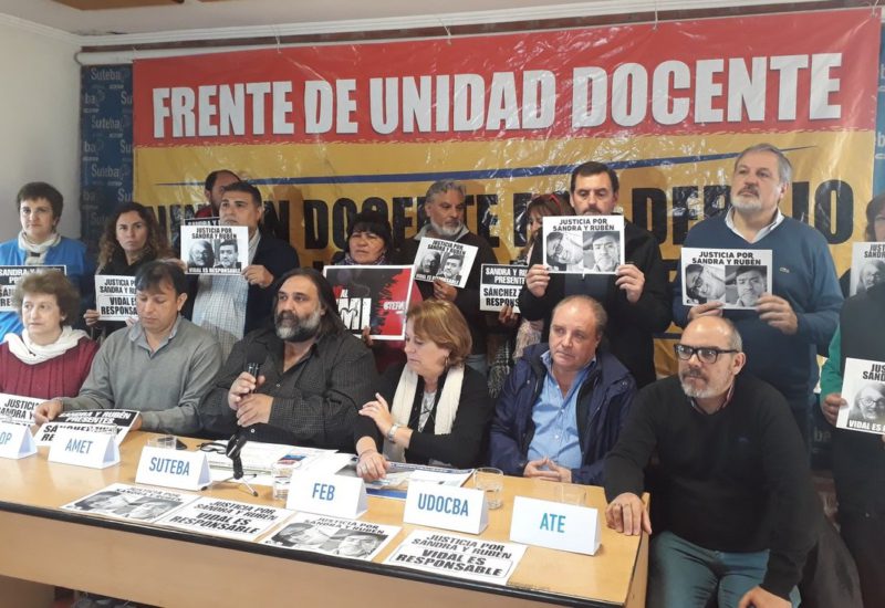 Semana con clases complicada: Día del Maestro y dos días de paro