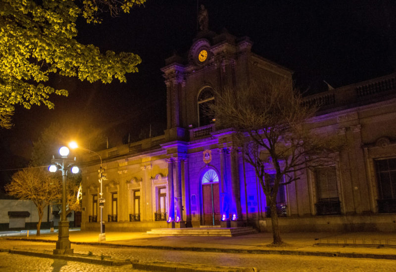 La Municipalidad se suma a la campaña de Lalcec “Octubre se viste de rosa”