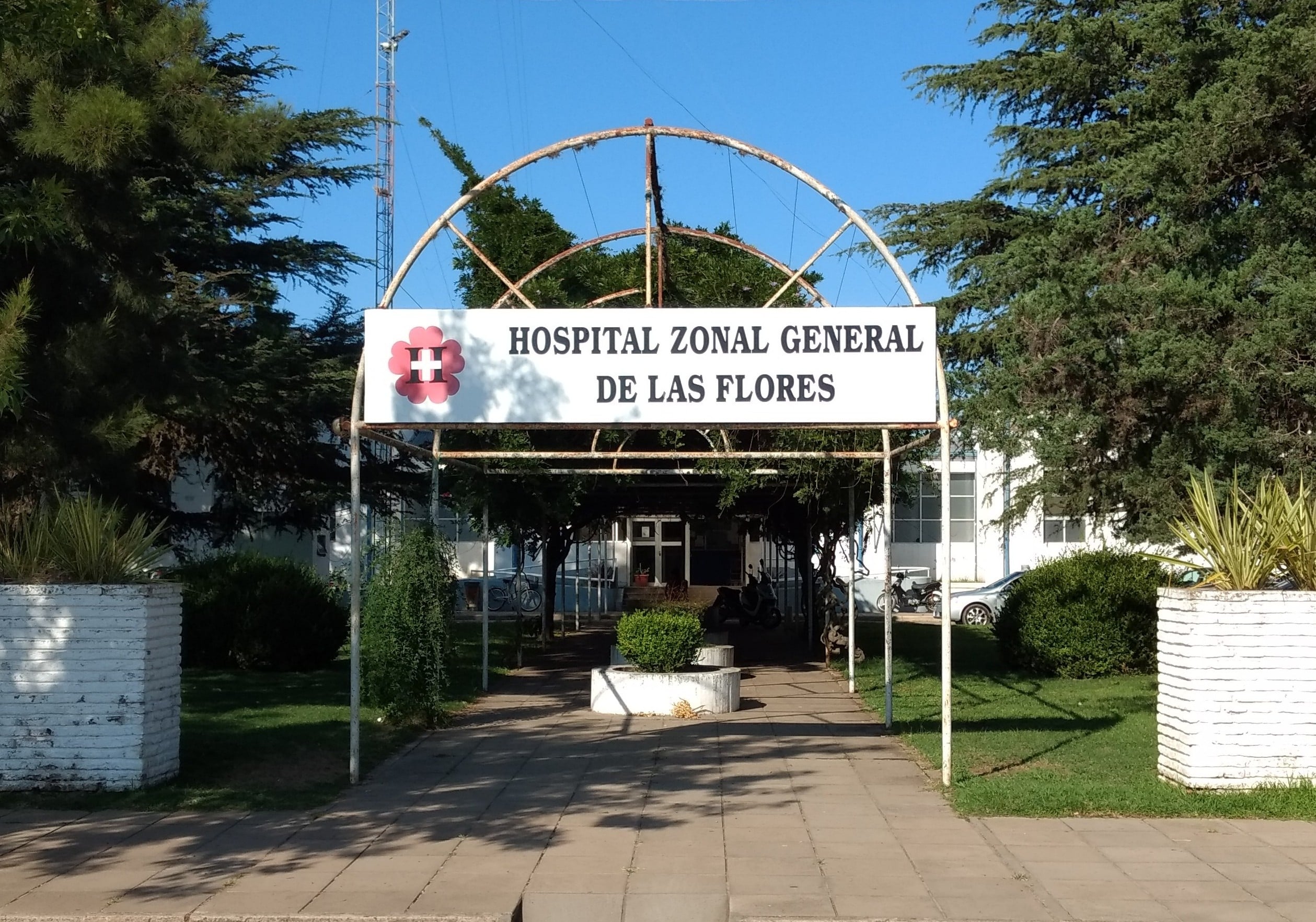 El Hospital Zonal de Las Flores se suma a la campaña “Plantemos Memoria”